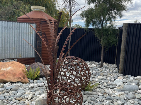 River Rock Estate Hot Pools主图