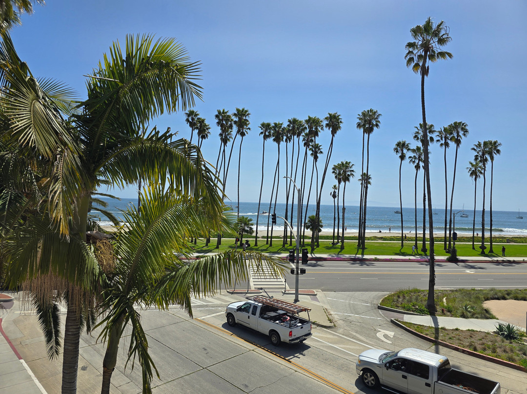 圣塔巴巴拉旅馆主图