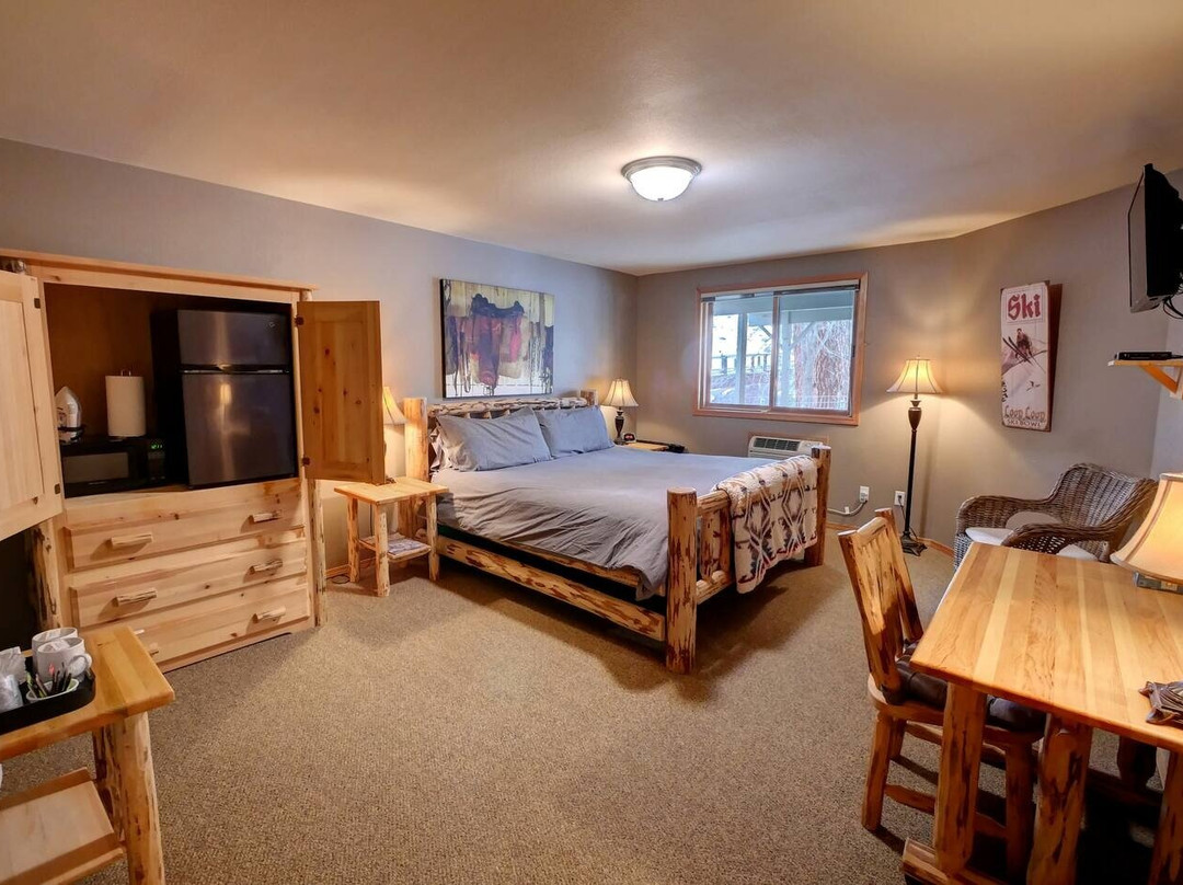 River Pines Inn主图