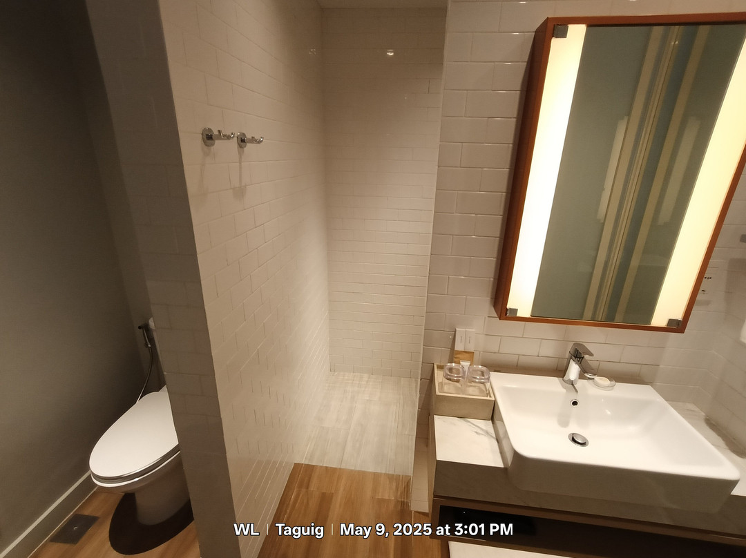 Brittany Hotel主图