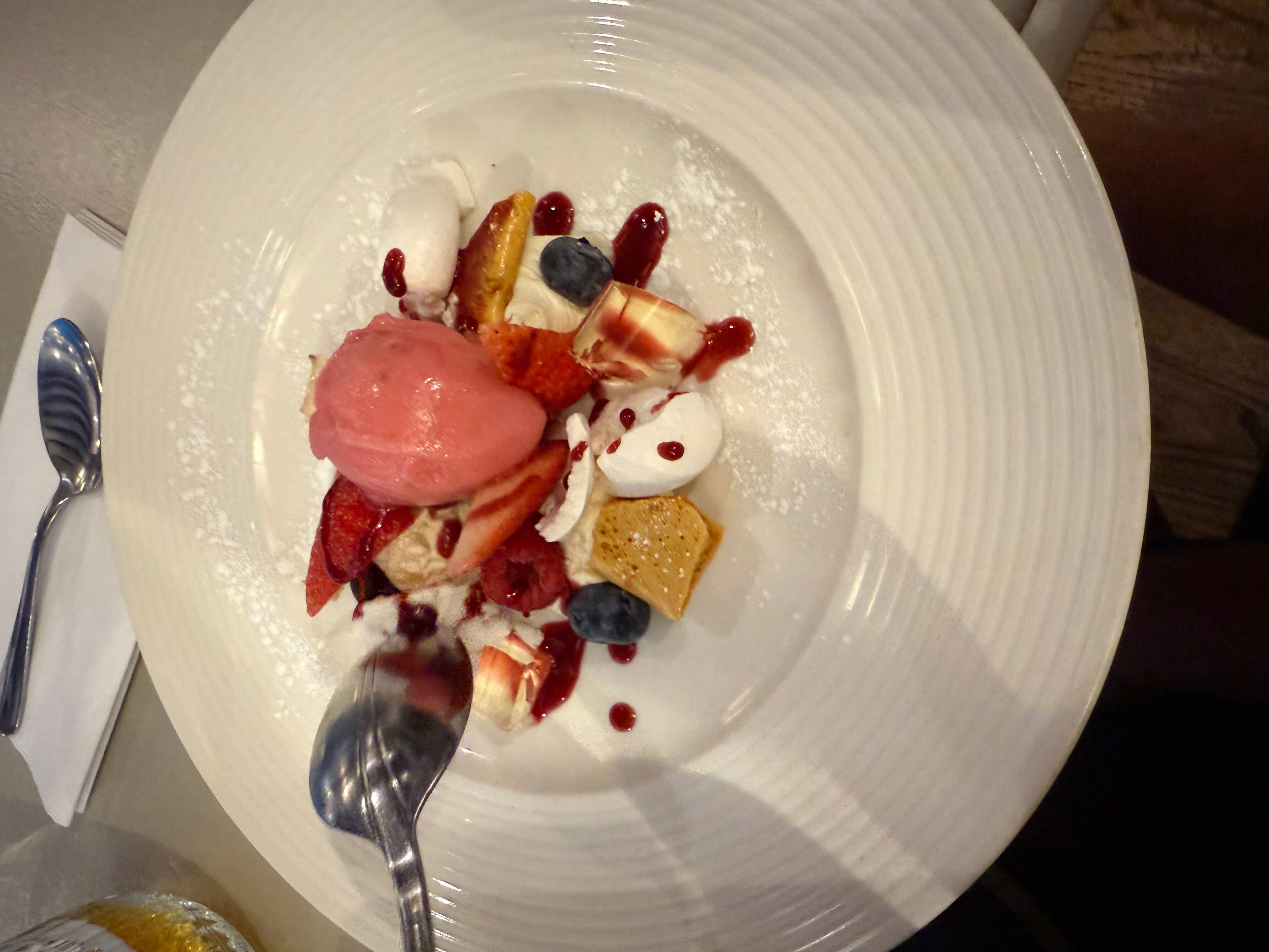 The Royal Hotel-官方
