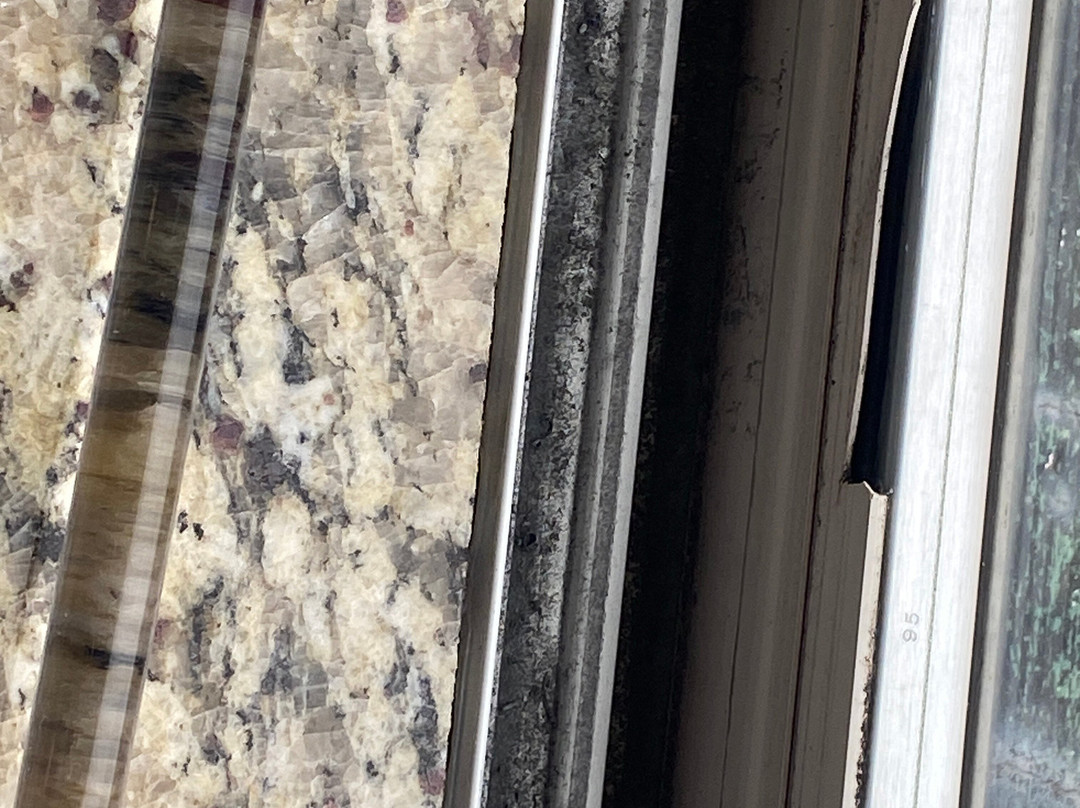 萨尔瓦托大酒店主图