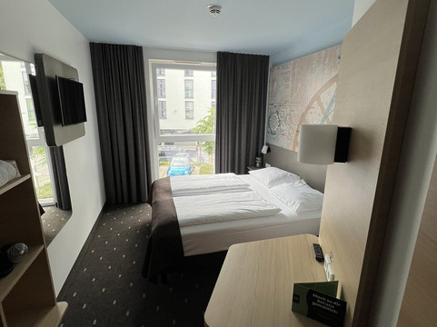 波鸿城市B&B酒店