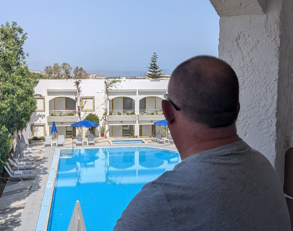 Apollon Hotel Apartments主图