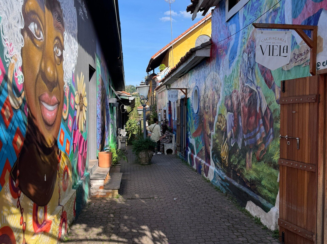 Viela das Lavadeiras-恩布必去景点