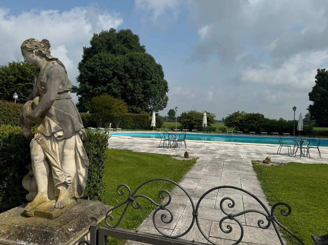 Villa Tacchi景点图片