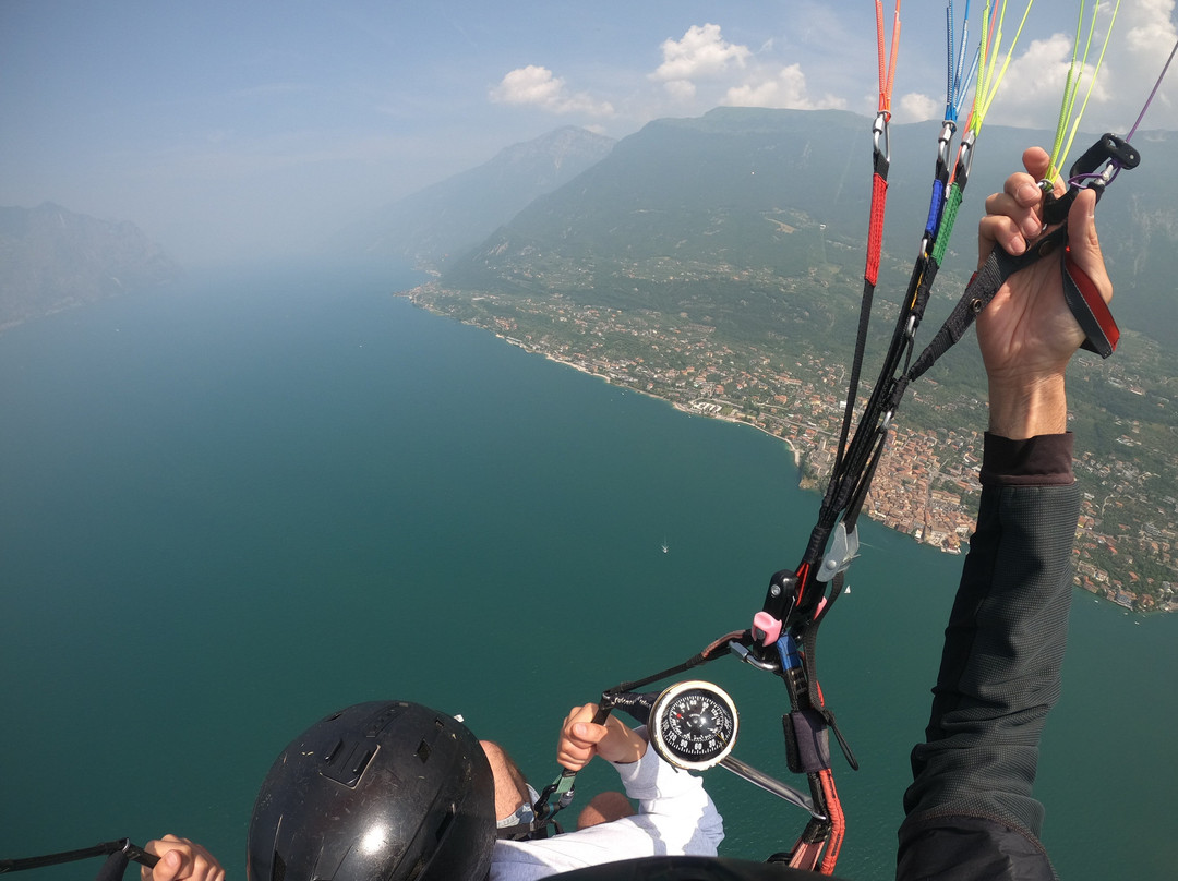 Roberto Paragliding Malcesine景点图片