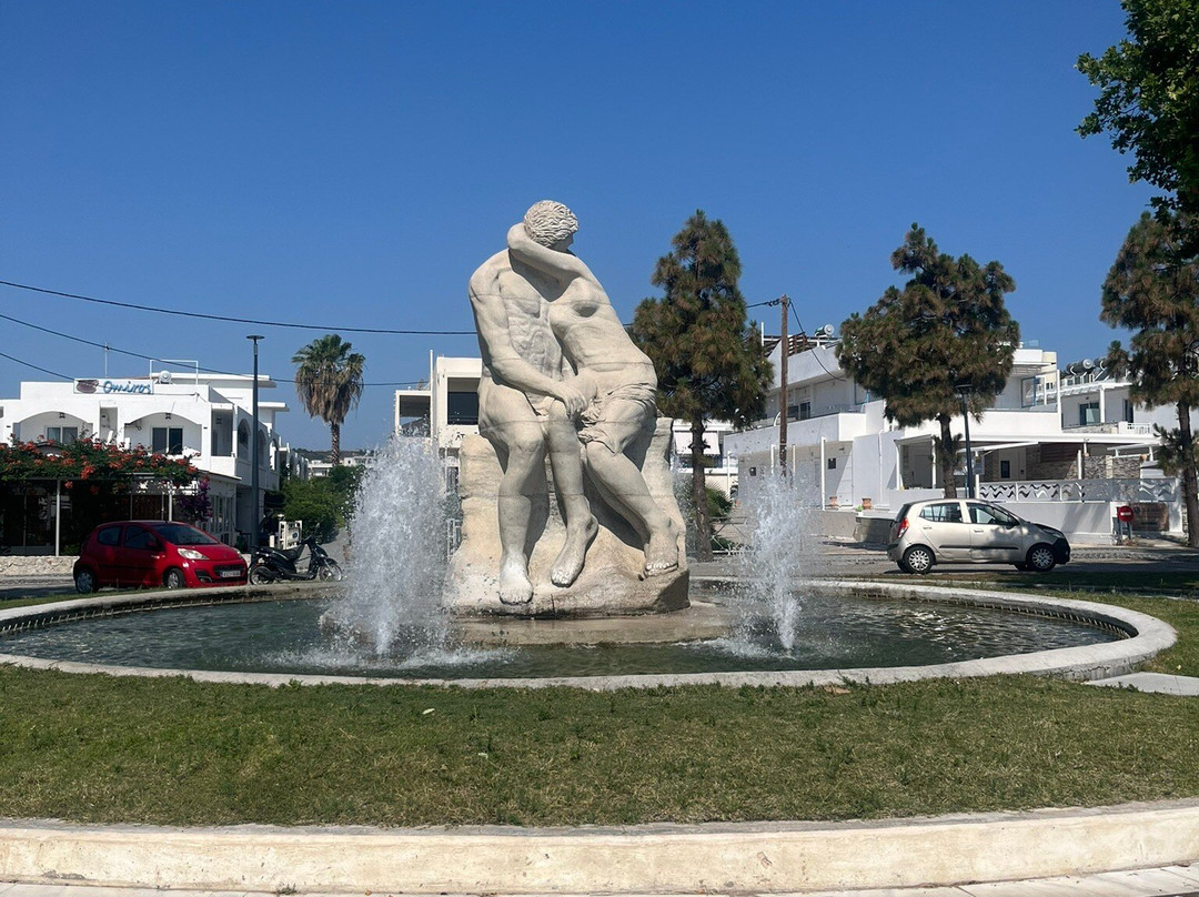 Faliraki Central Square景点图片