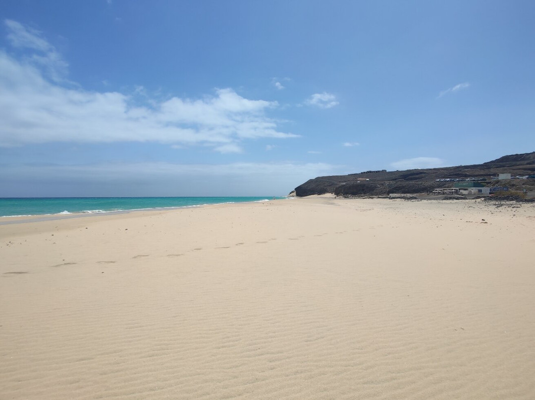 Playa de Mal Nombre景点图片