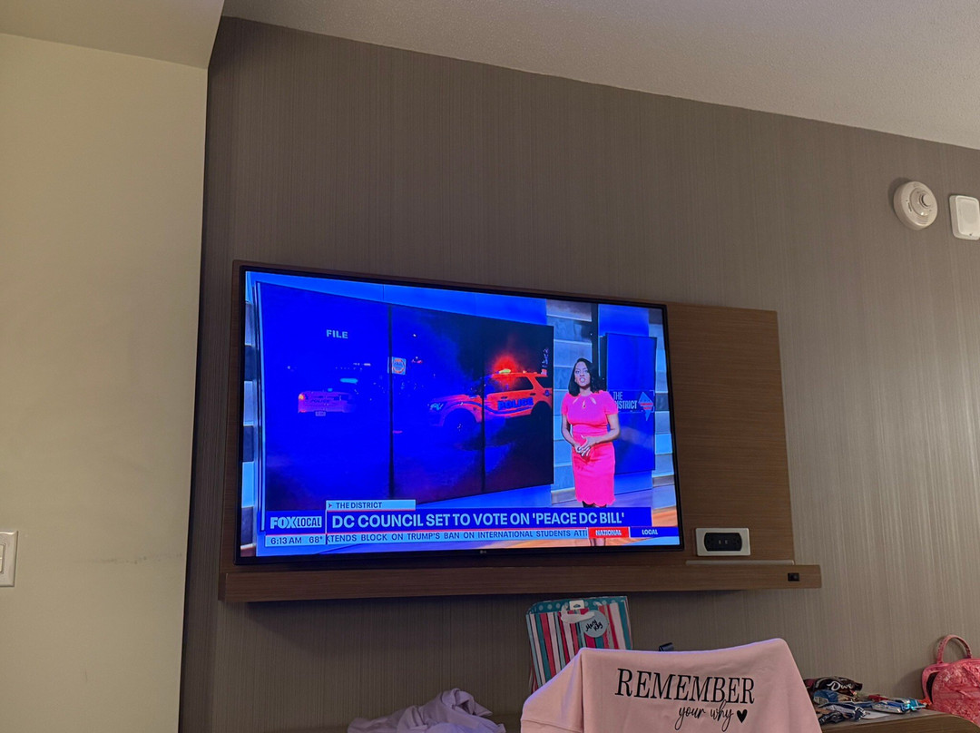 Courtyard Bowie主图