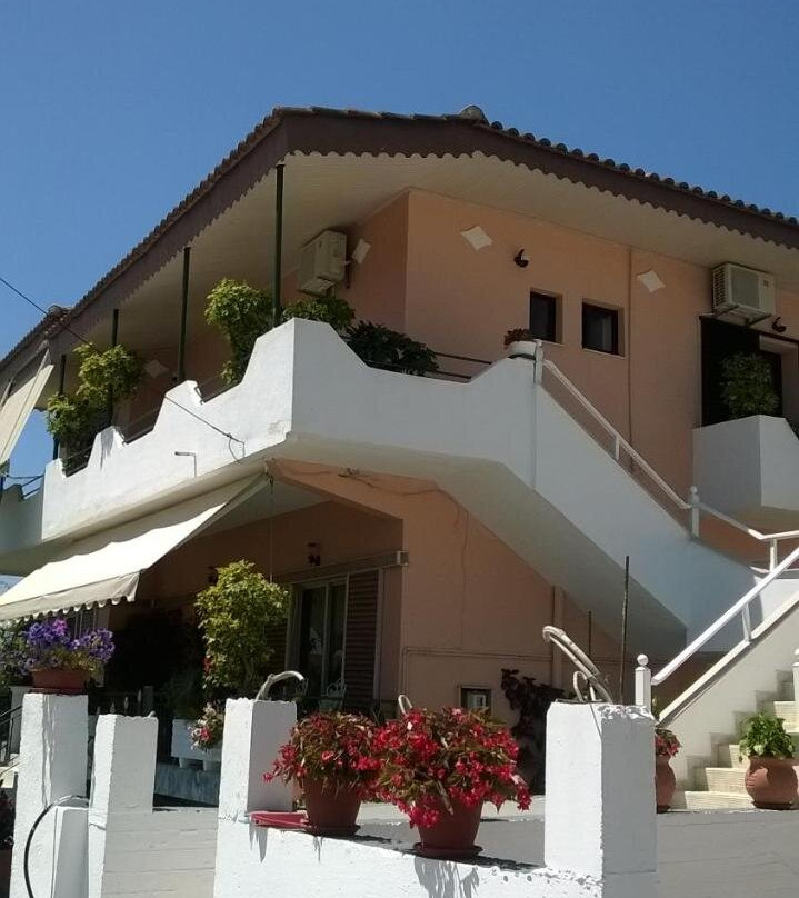 Kostas Christos Rooms