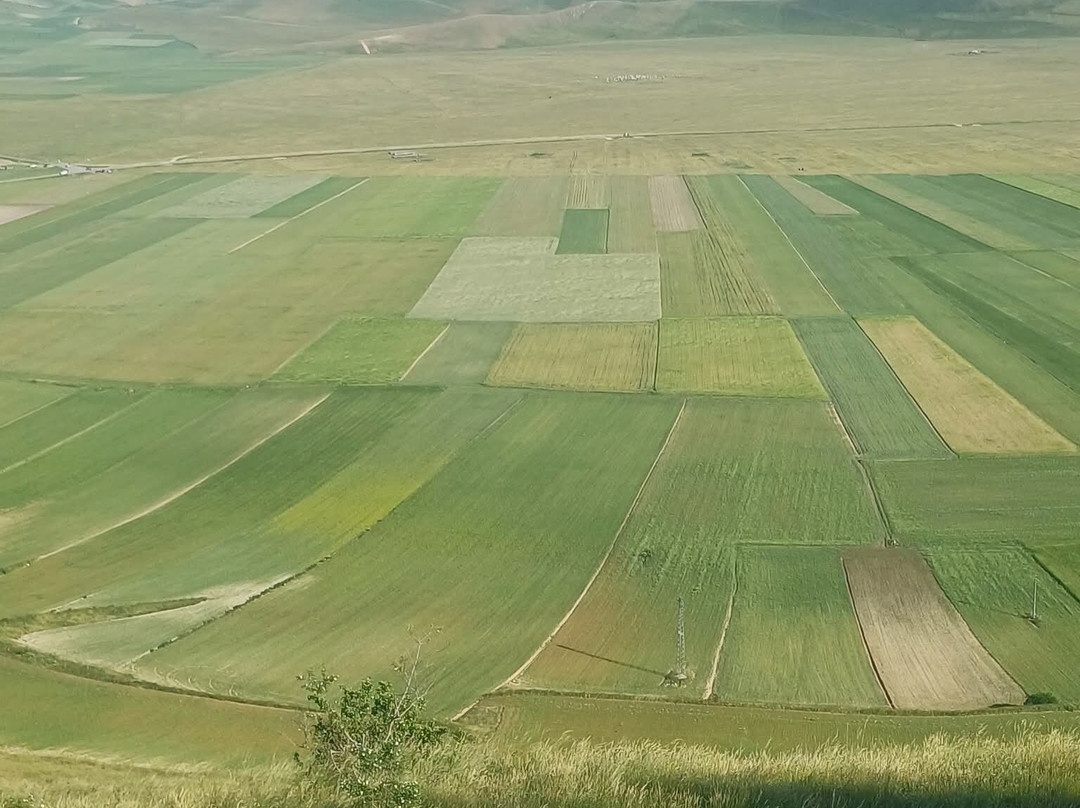 卡斯特鲁奇奥公园-Castelluccio di Norcia必去景点