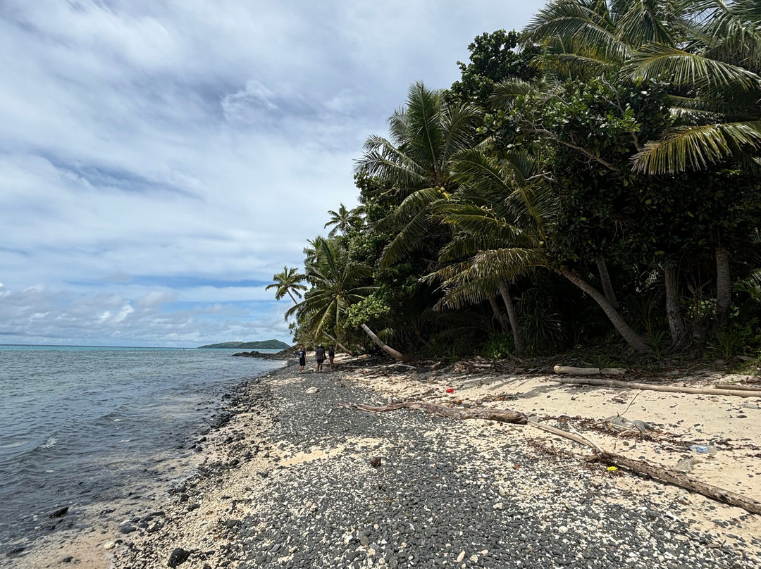 Dravuni Island-苏瓦必去景点