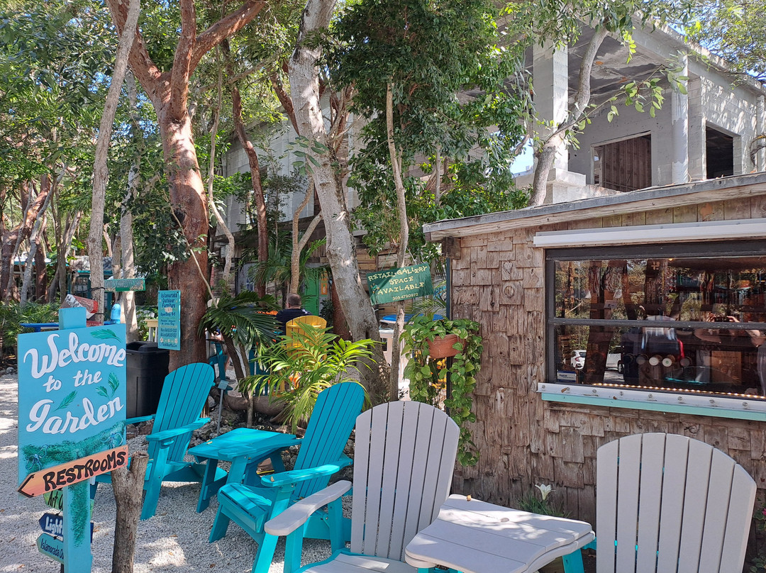 Rain Barrel Village-伊斯拉摩拉达必去景点