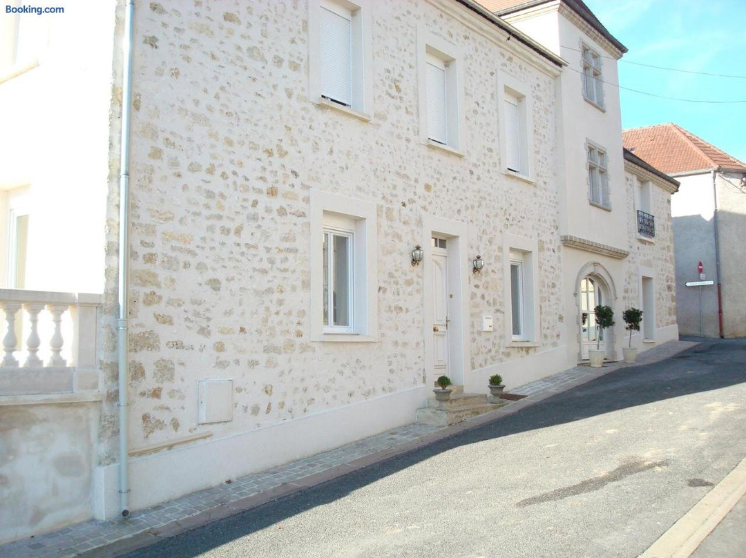 Oeuilly酒店住宿-Chambres d'hotes Karine SMEJ