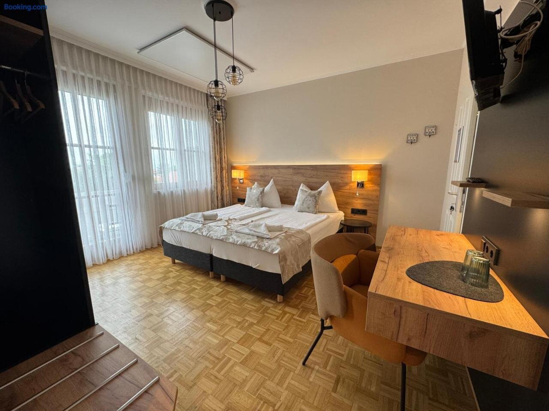 Moerbisch am See酒店住宿-Pension Amelie