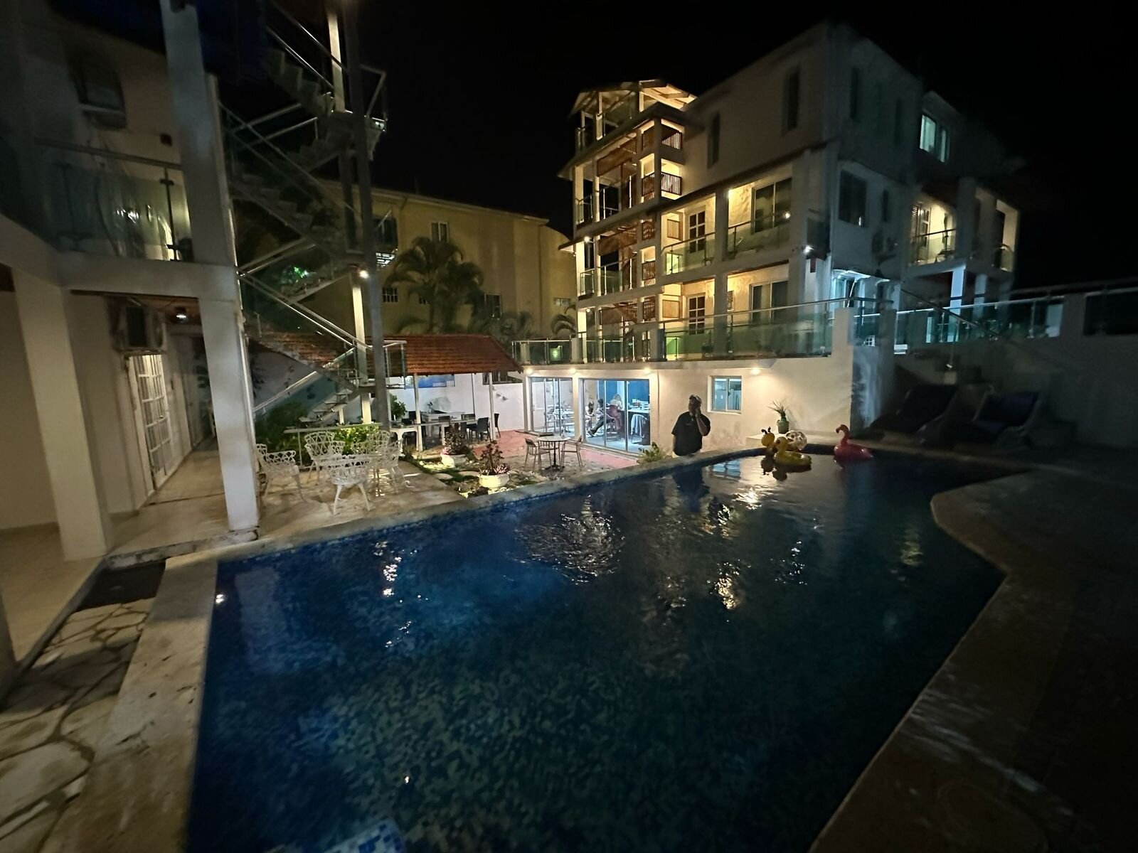 Hotel Neptuno's Refugio-泳池