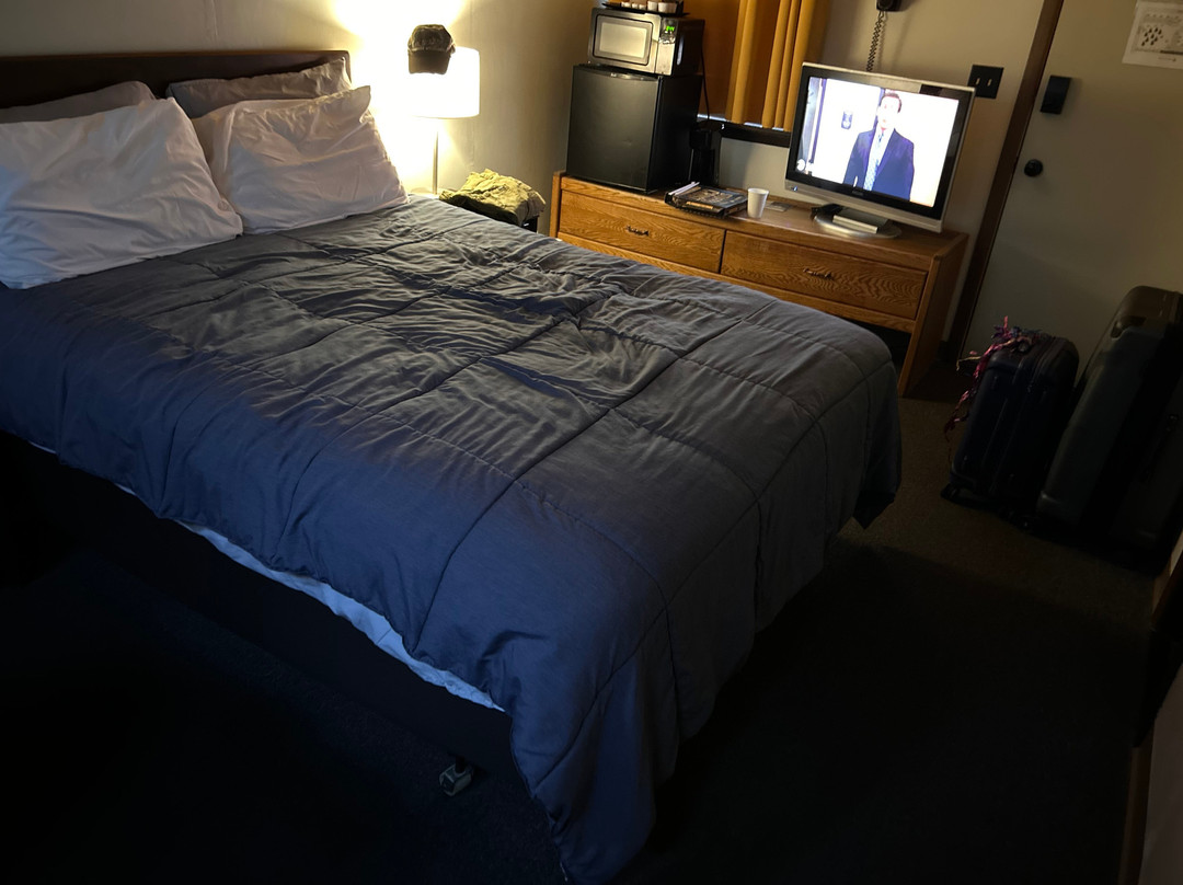 Hilltop Lodge And Cabins by Venserra主图