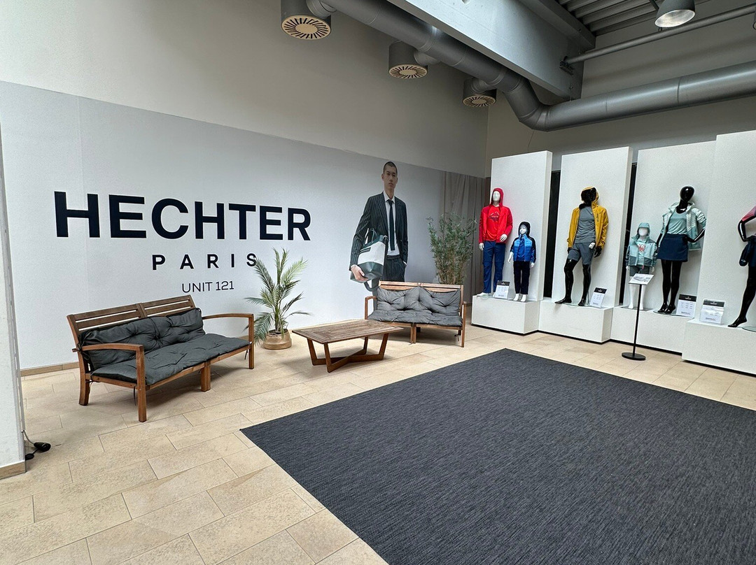 Fashion Outlet Parndorf-旁村必去景点