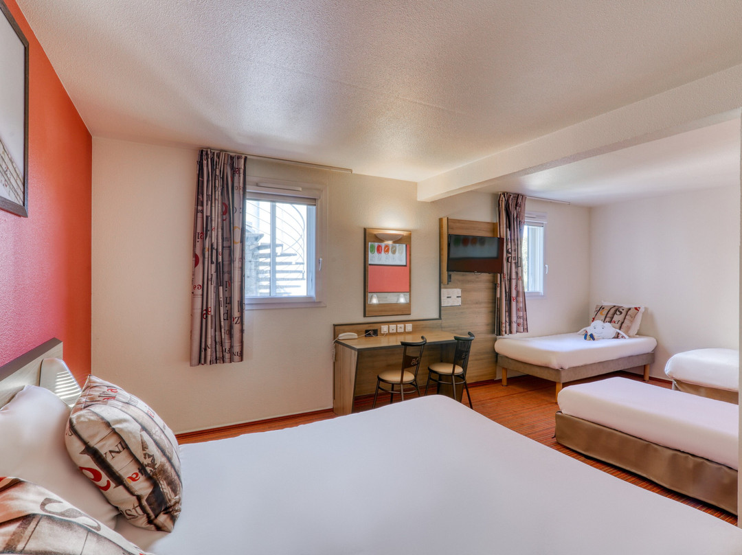 Ace Hotel Clermont-Ferrand La Pardieu主图