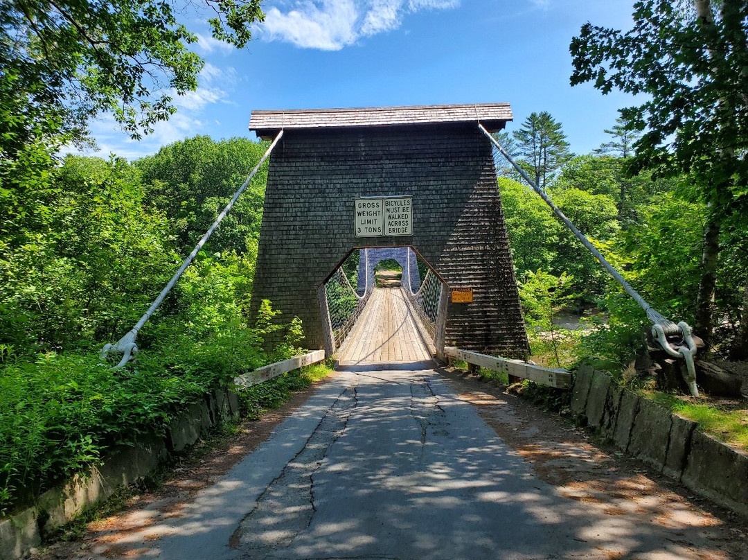 The Wire Bridge-North New Portland必去景点