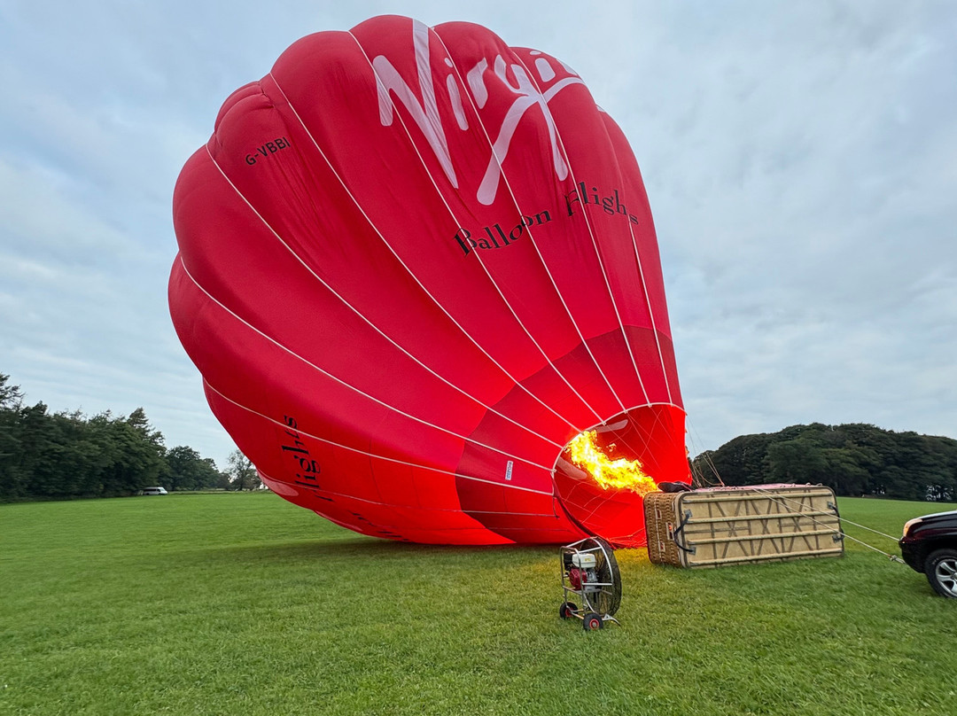 Virgin Balloon Flights - Kirkby Lonsdale near Whoop Hall-柯比朗斯代尔必去景点