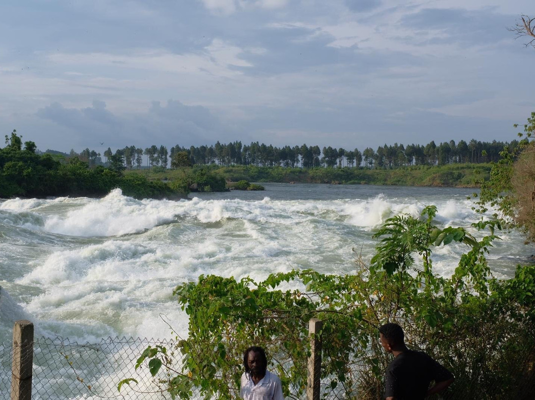 Busowoko Waterfalls-金贾必去景点