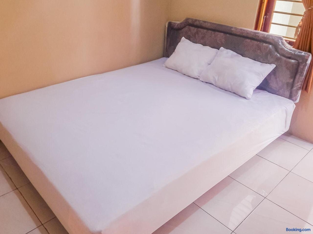 Hotel O Kost Naura