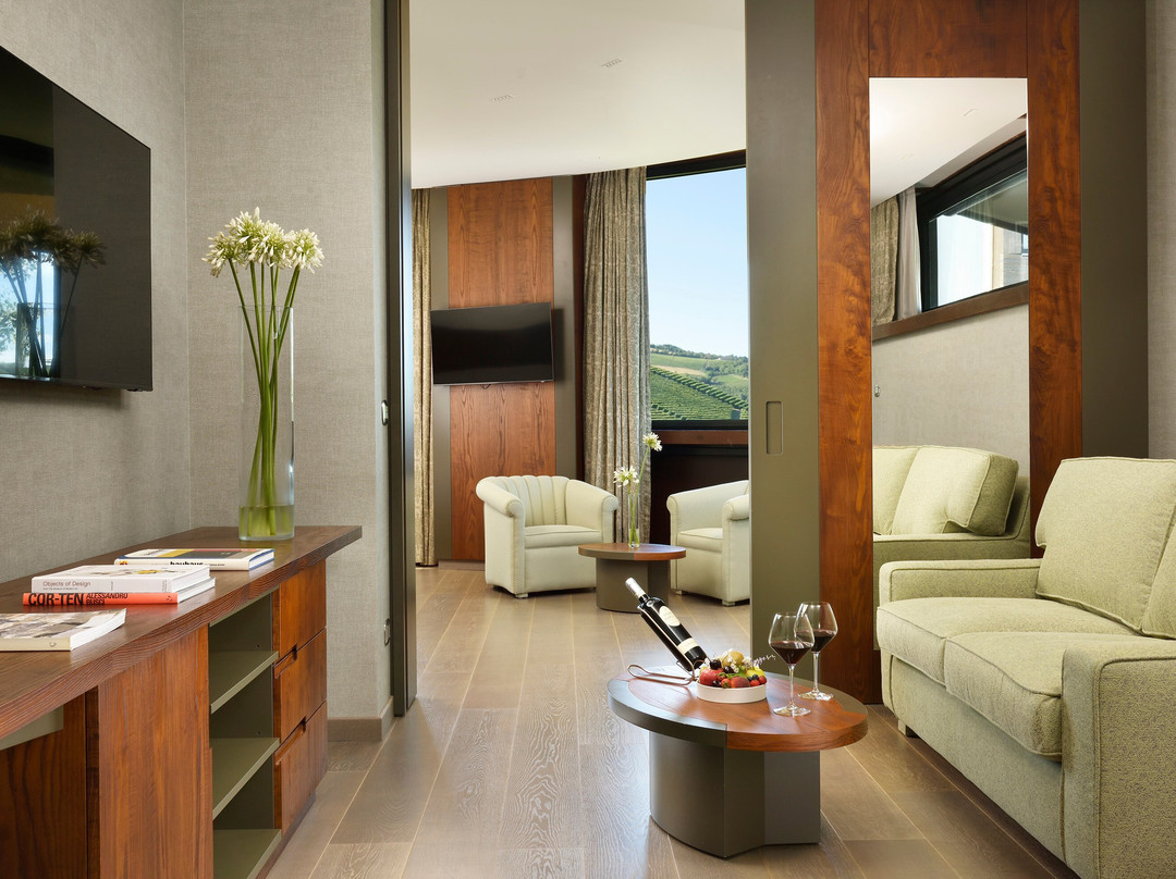 波斯凯尔特温泉度假村主图