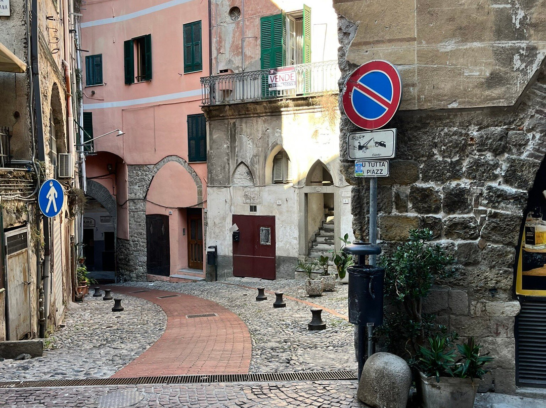 Old Town of Ventimiglia-文蒂米利亚必去景点