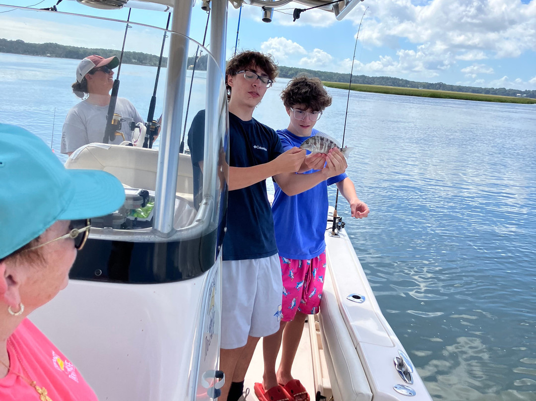 Salty Dog Happy Hour Cruise-Okatie必去景点