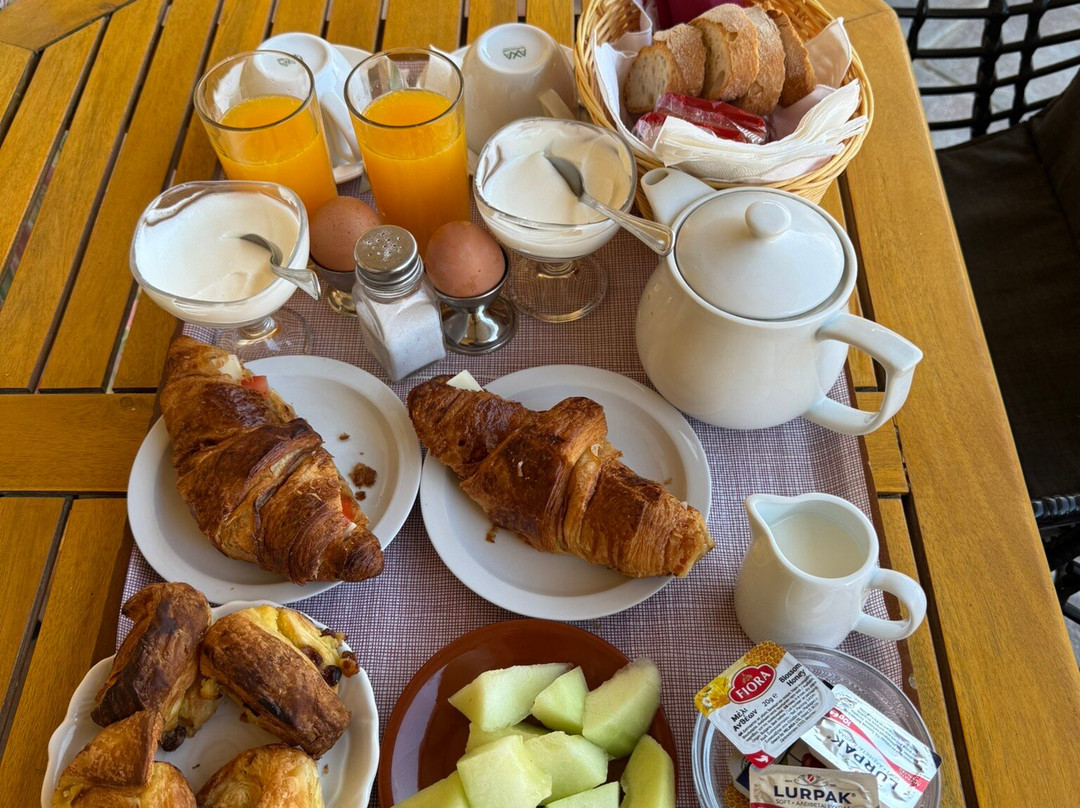 贝尔蒙多酒店主图