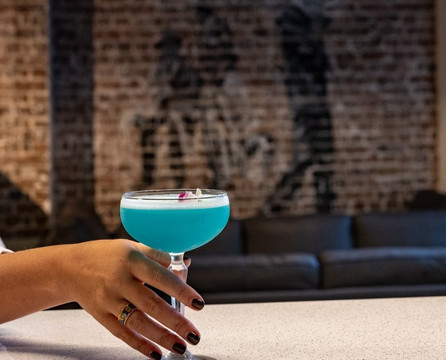 Next Door Cbd Restaurant & Bar主图