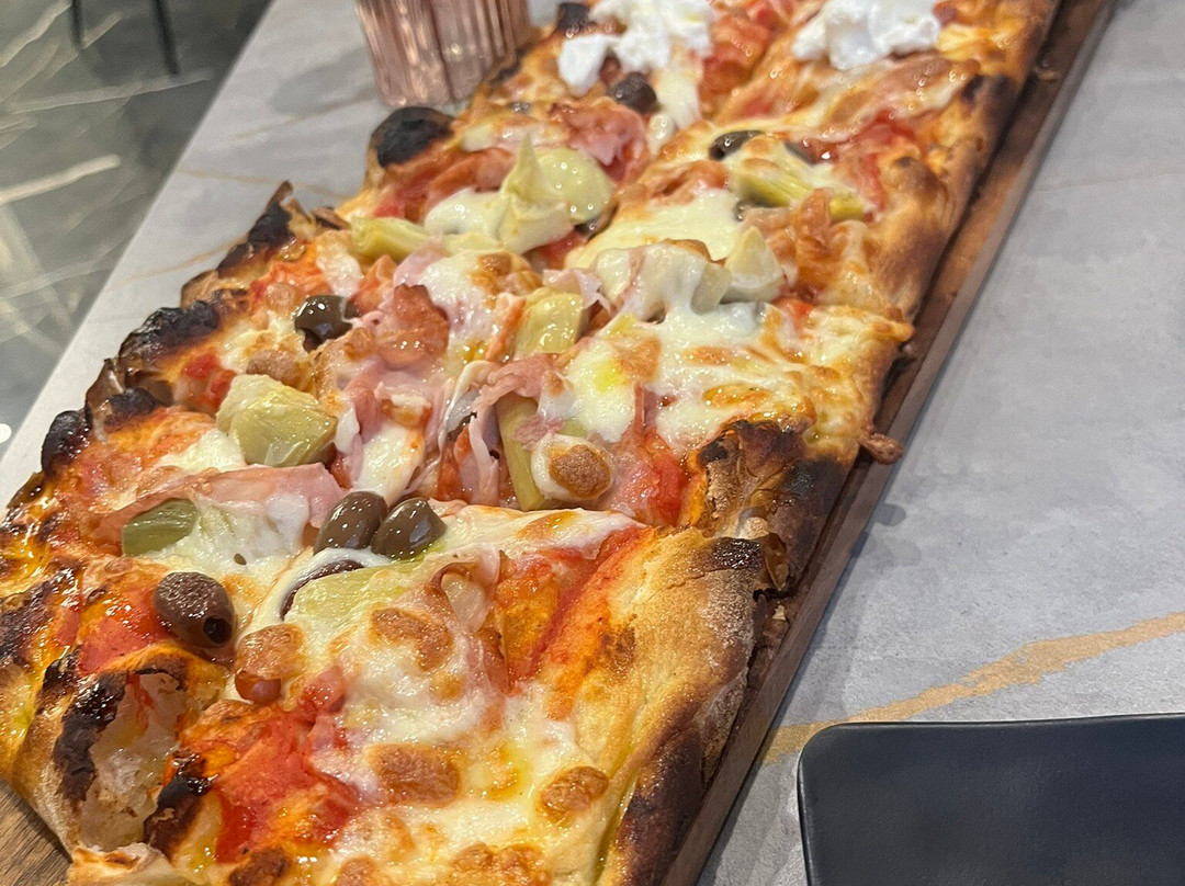 In Grano Pizza & Bakery