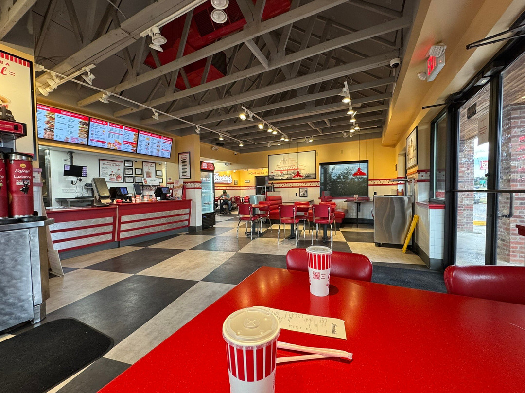 Freddy's Frozen Custard & Steakburgers