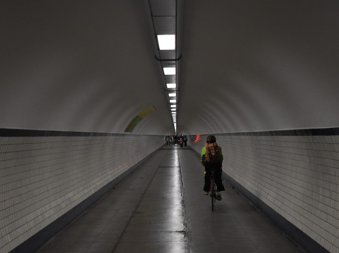 St. Anna's Tunnel / Pedestrians' Tunnel-安特卫普必去景点