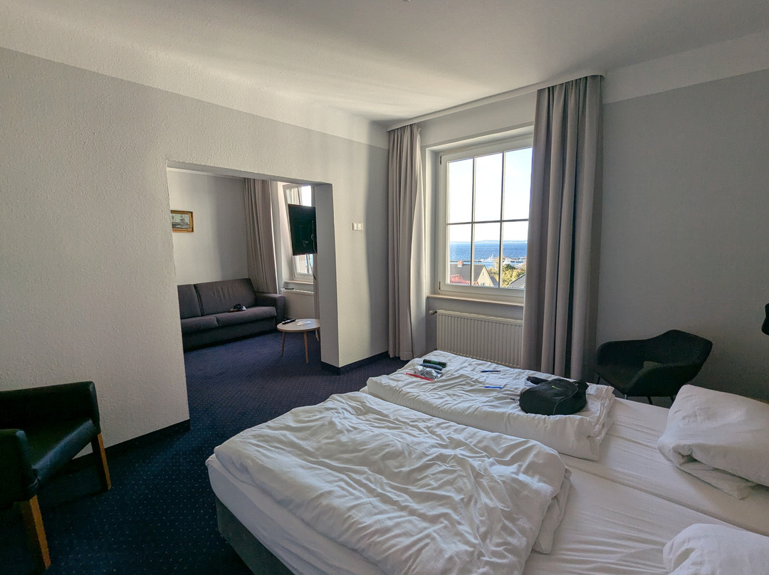 萨斯尼茨库恩酒店主图