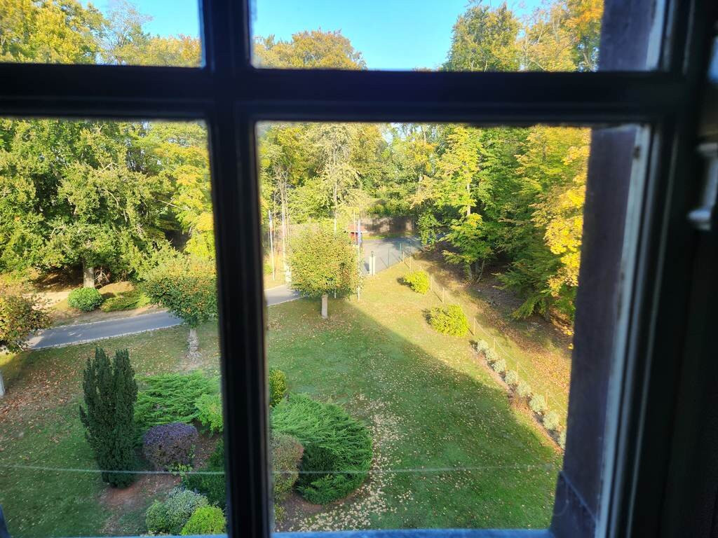 德拉图尔城堡酒店主图