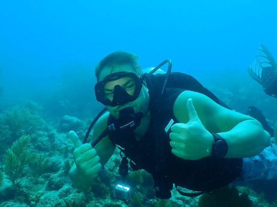 Pirates Cove Watersports-拉哥岛必去景点