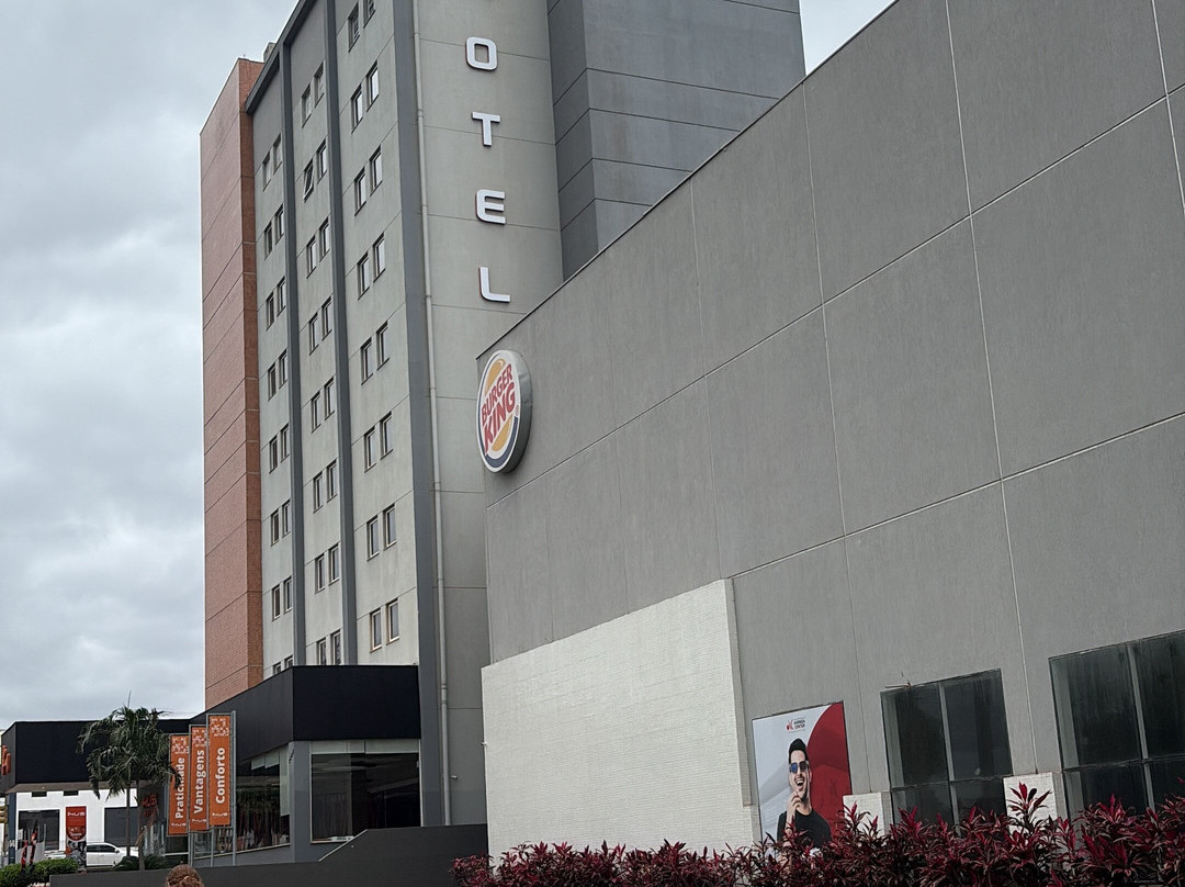 Hus Hotel Dourados主图