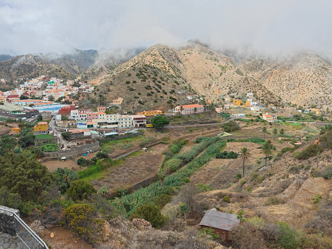 Tenerife on Triumph-阿罗纳必去景点