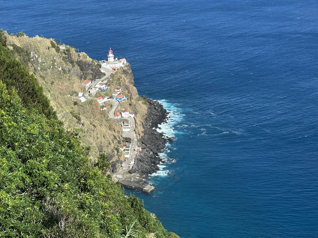 Farol do Arnel-Nordeste必去景点