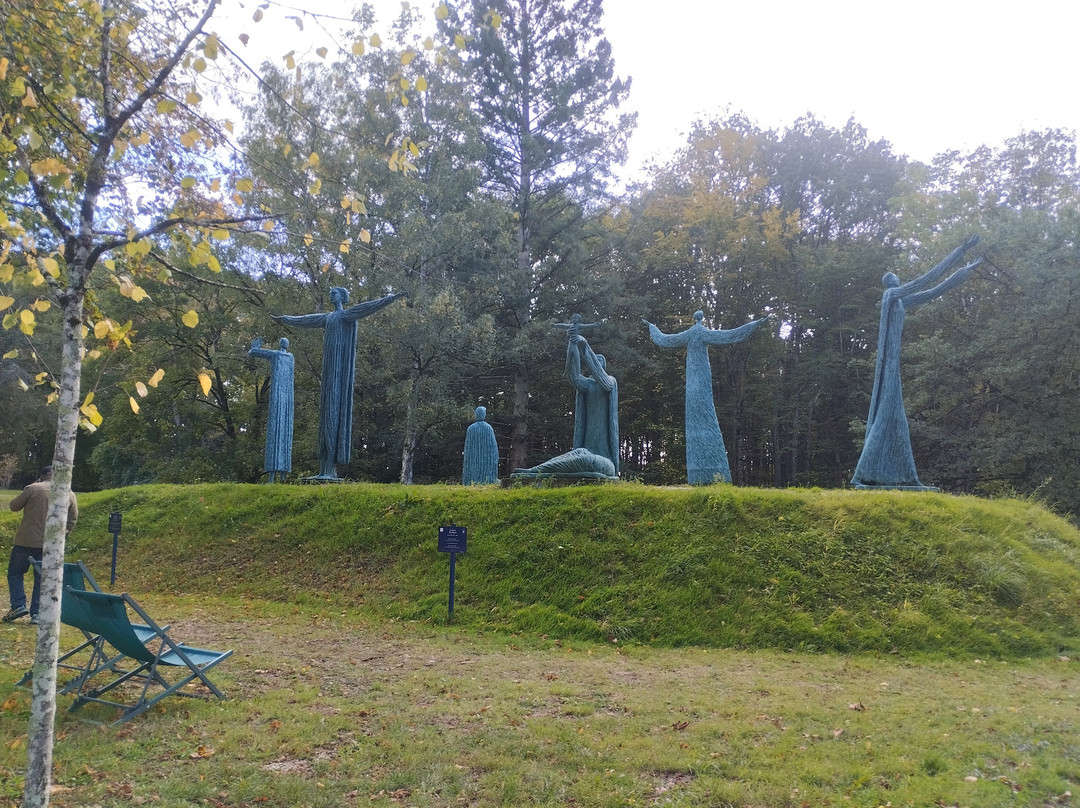 Musée Promenade Louis Derbré-Cellettes必去景点