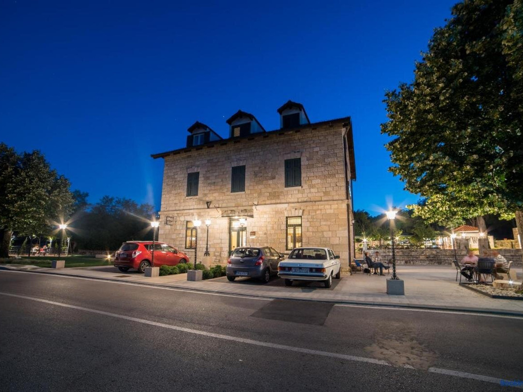 Zavala酒店住宿-Hotel Stanica Ravno