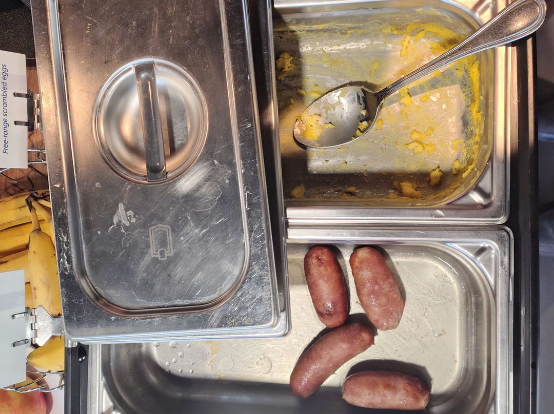 钟楼瓦伦斯南酒店主图