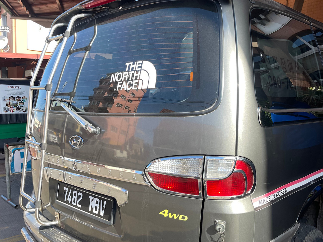 Theo Tours-安塔那那利佛必去景点