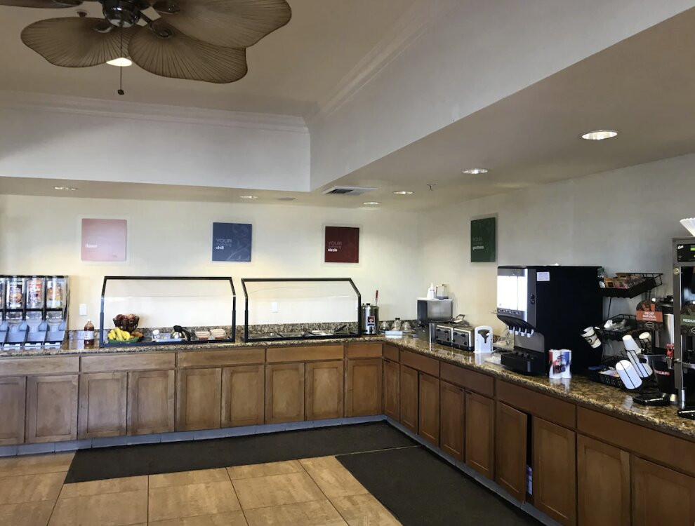 Hawthorn Suites by Wyndham Victorville主图