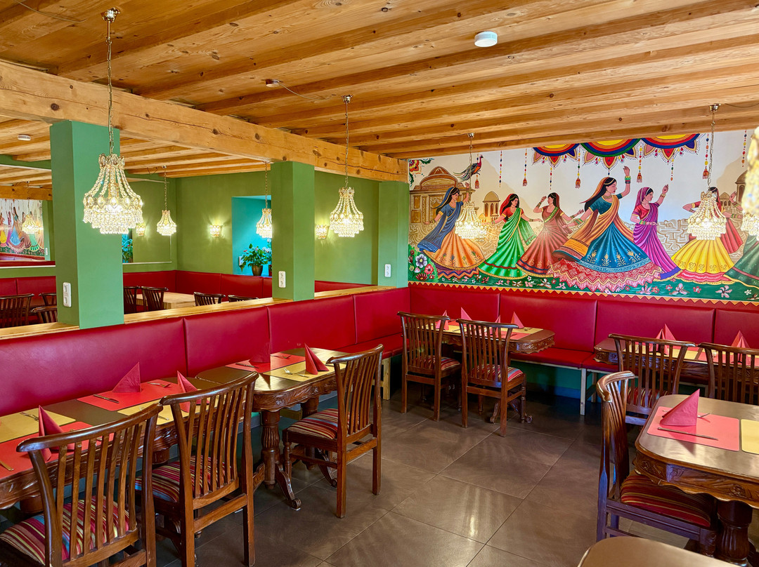 中弗兰肯行政区餐馆和美食-Boliwood