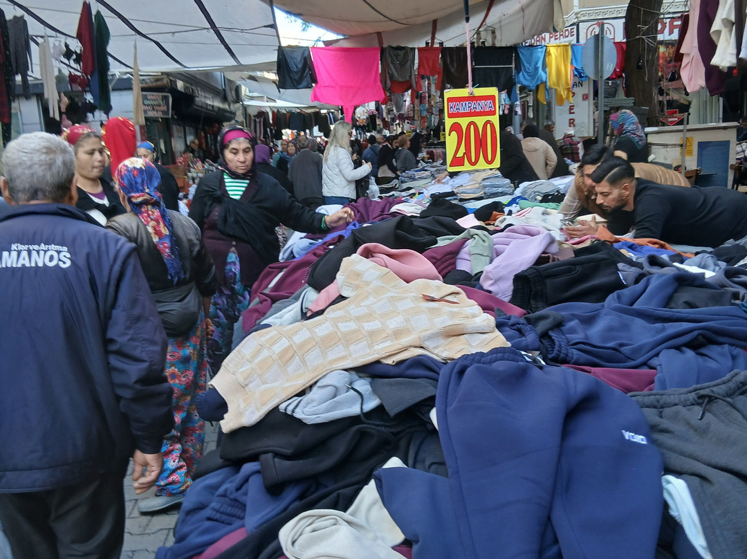 Çarşamba Pazarı-埃德雷米特必去景点