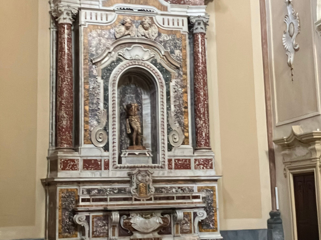 Basilica di San Martino-马丁纳弗兰卡必去景点